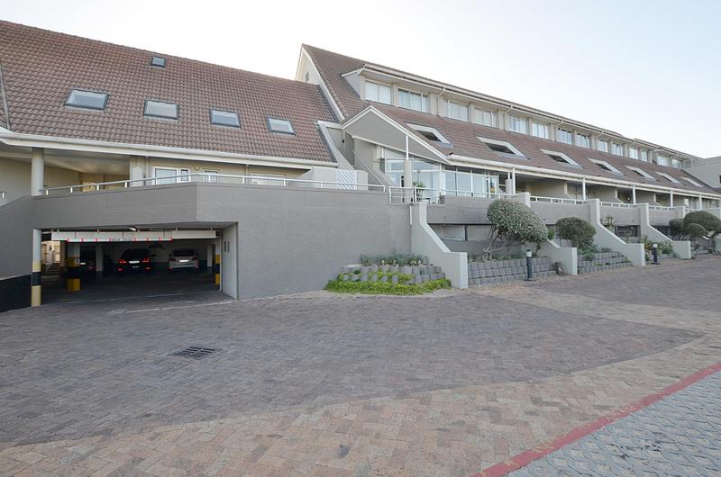 To Let 2 Bedroom Property for Rent in Dolphin Beach Western Cape